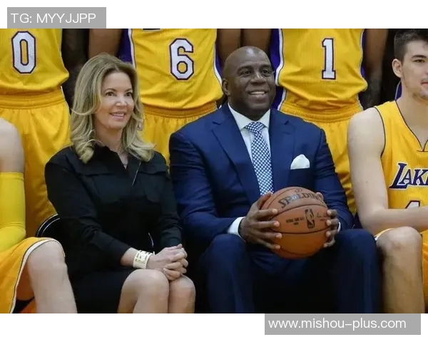 湖人女老板面临法律挑战巴斯家族内部矛盾加剧引发关注